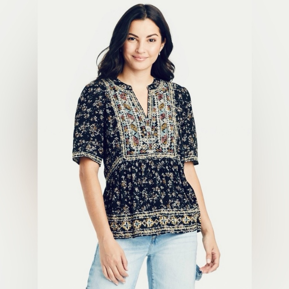 Knox Rose Women’s Large Floral Bohemian Blouse With Embroidered Lace detailing